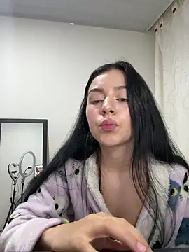 Snapshot of Midori_rosse chatting on 05/16/26, 12:07 Midori rosse online show from 05/16/26, 12:07
