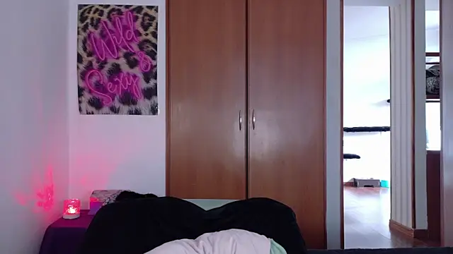 Snapshot of KittyJane chatting on 07/18/26, 01:04 KittyJane online show from 07/18/26, 01:04