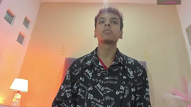 Xavier Fox    online show from 02/16/26, 08:16