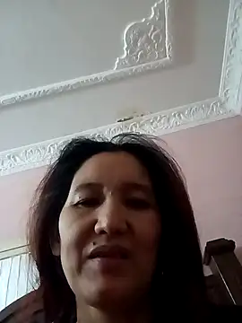 Bigtitsass81 online show from 11/02/25, 12:51