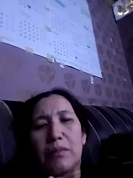 Bigtitsass81 online show from 11/14/25, 08:02