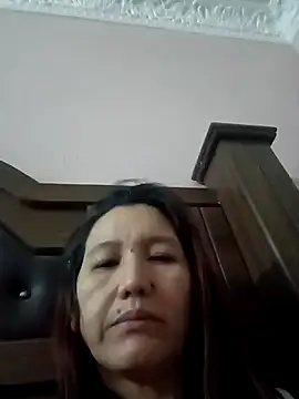 Bigtitsass81 online show from 11/14/25, 10:29