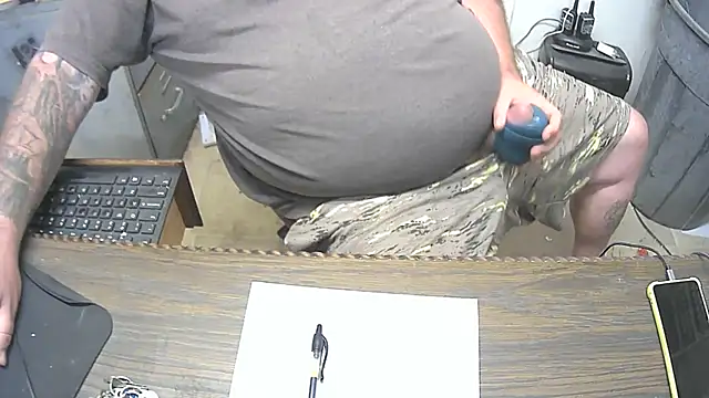 awynn1980 online show from 11/21/25, 05:11