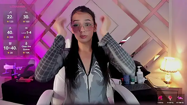 michelle cutee  online show from 02/05/26, 08:02