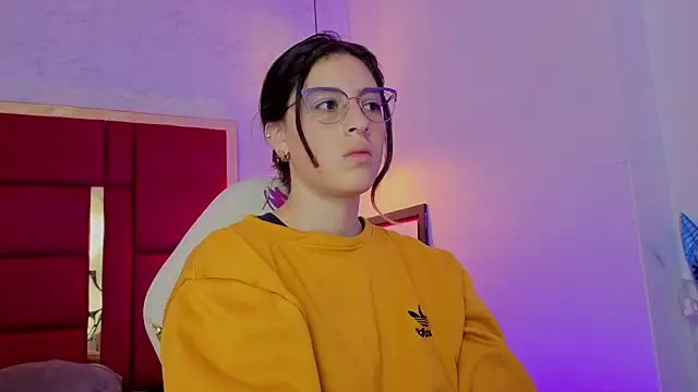 moon winy online show from 04/23/26, 11:20