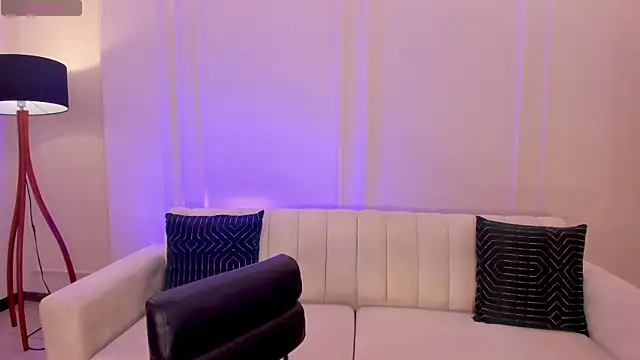 AnnieMonroe1 online show from 12/22/25, 11:51