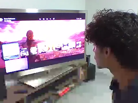 Snapshot of Ninfeto-B chatting on 10/17/25, 11:18 Ninfeto-B online show from 10/17/25, 11:18