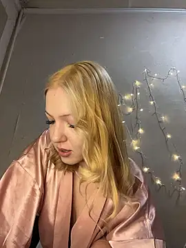 AlexandraXKitty online show from 01/18/26, 10:35