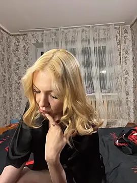 AlexandraXKitty online show from 02/04/26, 10:26