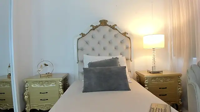 jessi lopez45 online show from 02/04/26, 07:42