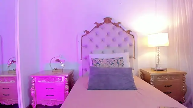 jessi lopez45 online show from 04/17/26, 07:17