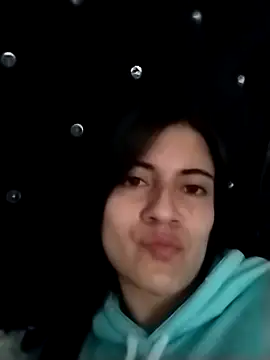 Snapshot of chloe_bunny chatting on 10/29/25, 05:58 chloe bunny online show from 10/29/25, 05:58