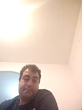 GluingPerson online show from 11/11/25, 12:32