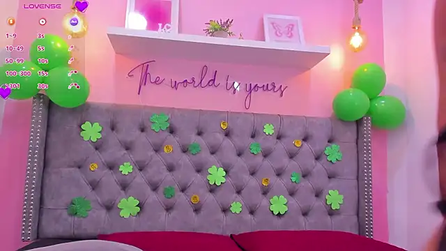 Sophiia 77 online show from 03/17/26, 10:24