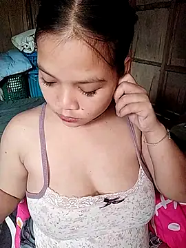 Snapshot of xxsexytitsxx chatting on 02/05/26, 04:28 xxsexytitsxx online show from 02/05/26, 04:28