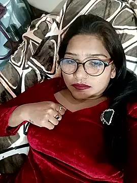 Vanshika1432 online show from 11/15/25, 02:42