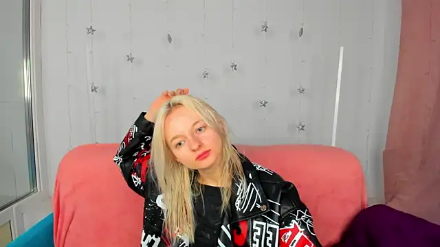 Snapshot of AlessaKiss chatting on 05/29/26, 01:47 AlessaKiss online show from 05/29/26, 01:47