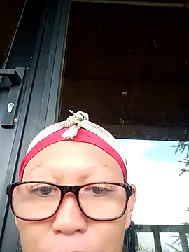 nui-show online show from 10/18/25, 04:48