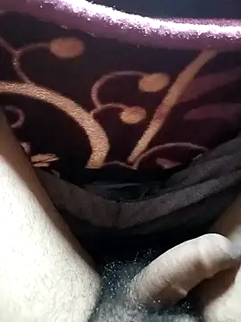 Soumyajit129ommk online show from 12/17/25, 02:39