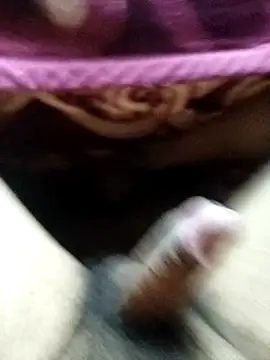 Soumyajit129ommk online show from 12/22/25, 02:41