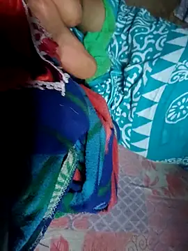 Soumyajit129ommk online show from 04/15/26, 09:05