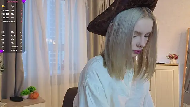 Snapshot of Sunshine_agata chatting on 11/01/25, 04:14 Sunshine agata online show from 11/01/25, 04:14