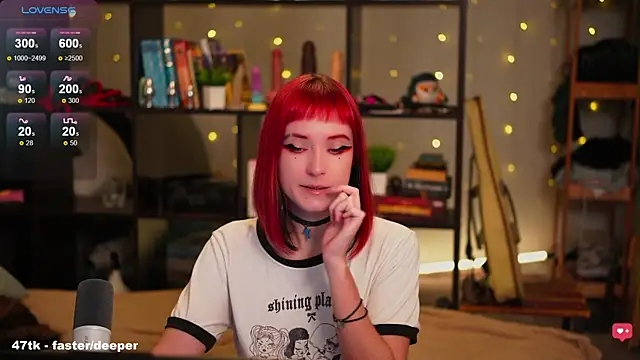 Snapshot of passionspy chatting on 12/16/25, 06:40 passionspy online show from 12/16/25, 06:40