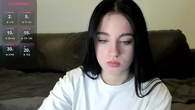 LexiSinnn online show from 11/12/25, 06:14