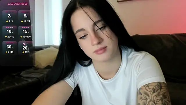 LexiSinnn online show from 11/13/25, 07:18