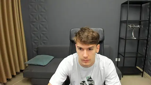 BradyFlint online show from 04/03/26, 04:43