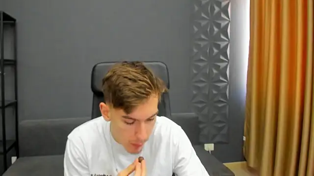 BradyFlint online show from 04/14/26, 08:09