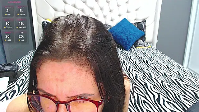 Snapshot of RubySweet11 chatting on 10/27/25, 09:35 RubySweet11 online show from 10/27/25, 09:35