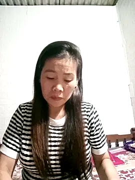 Snapshot of tabby-cat11 chatting on 10/28/25, 04:20 tabby-cat11 online show from 10/28/25, 04:20