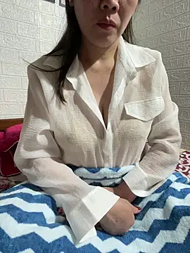 tabby-cat11 online show from 02/25/26, 02:05