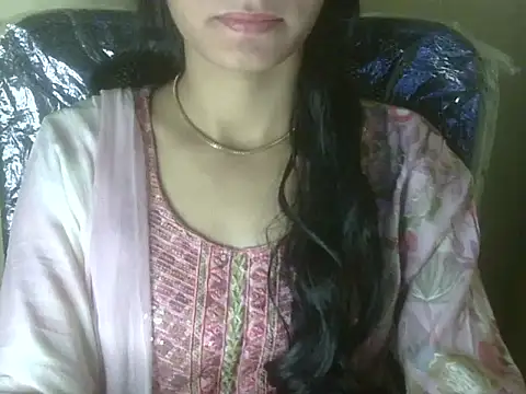 Shezi N online show from 11/28/25, 02:31