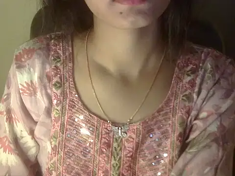 Shezi N online show from 04/24/26, 02:19