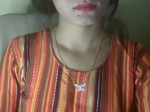 Snapshot of Shezi_N chatting on 05/21/26, 11:06 Shezi N online show from 05/21/26, 11:06