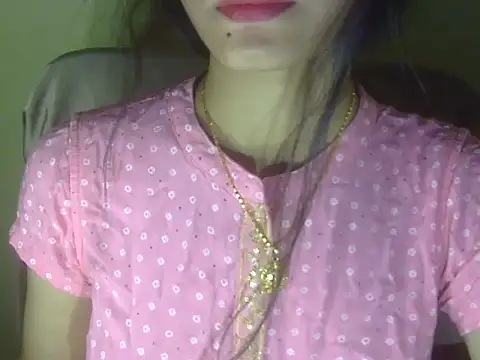 Snapshot of Shezi_N chatting on 06/04/26, 02:12 Shezi N online show from 06/04/26, 02:12