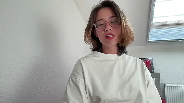 Snapshot of WillHannah chatting on 07/08/26, 02:43 WillHannah online show from 07/08/26, 02:43