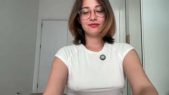 Snapshot of WillHannah chatting on 08/01/26, 04:23 WillHannah online show from 08/01/26, 04:23