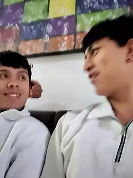 hoot booys  online show from 01/13/26, 06:57