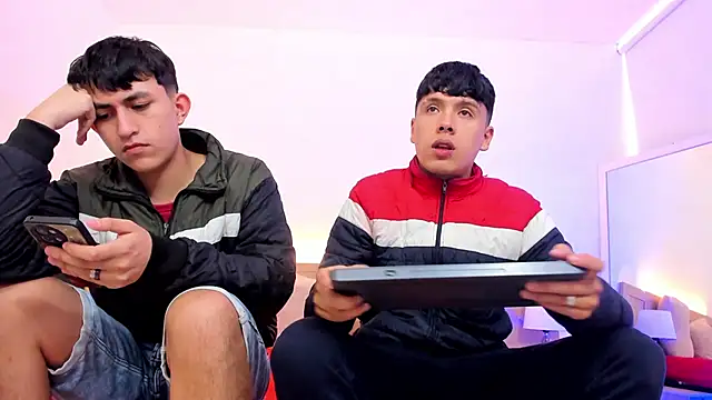 hoot booys  online show from 02/17/26, 08:04