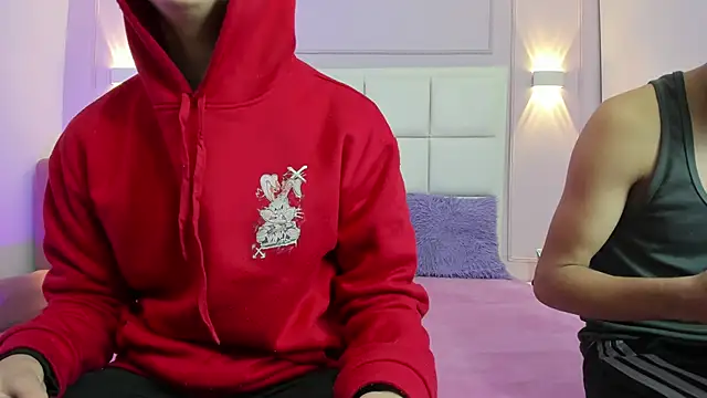 hoot booys  online show from 03/18/26, 07:39