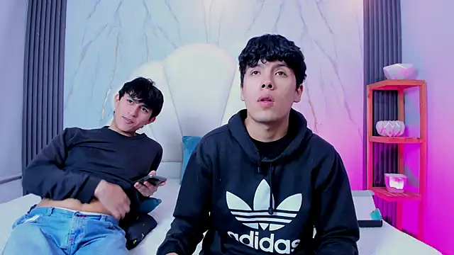 hoot booys  online show from 04/23/26, 08:55