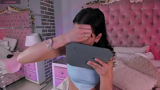 TanyaBello online show from 04/15/26, 03:57