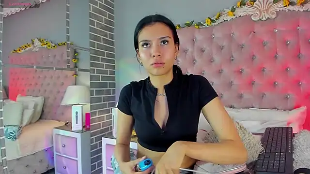 TanyaBello online show from 04/23/26, 10:45