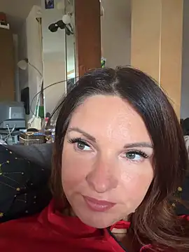kinkysarahx online show from 05/07/26, 02:33