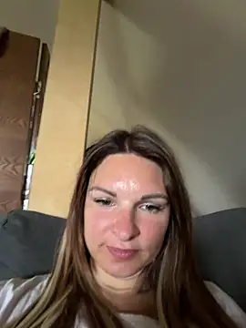 kinkysarahx online show from 05/13/26, 08:01