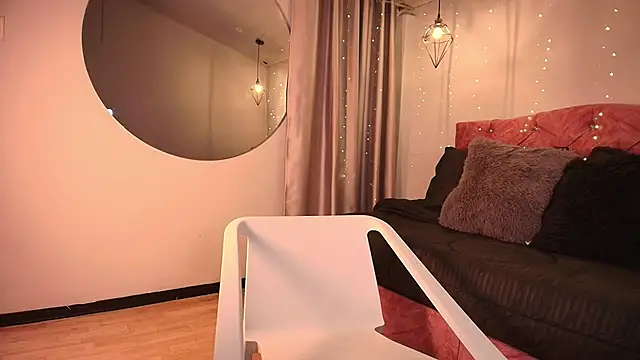 ivy bonnie online show from 11/14/25, 11:53