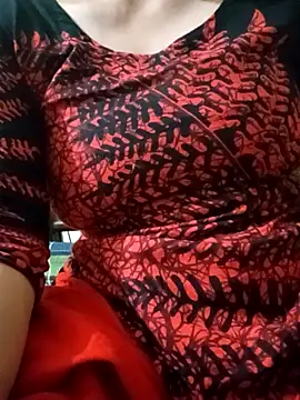 Snapshot of Disha_Nur chatting on 10/28/25, 12:52 Disha Nur online show from 10/28/25, 12:52